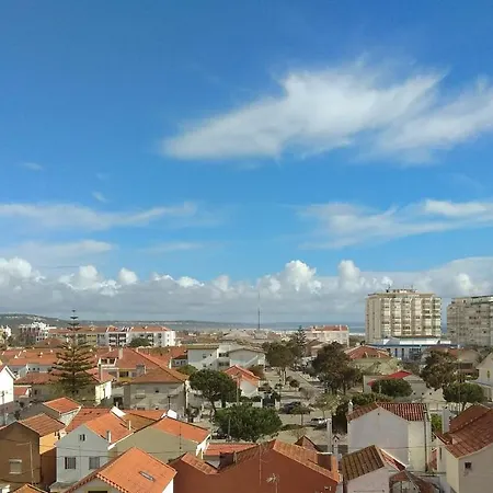 Golden Loft Caparica 公寓 *